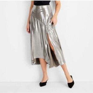 Elegant Silver Skirt with slit midi length